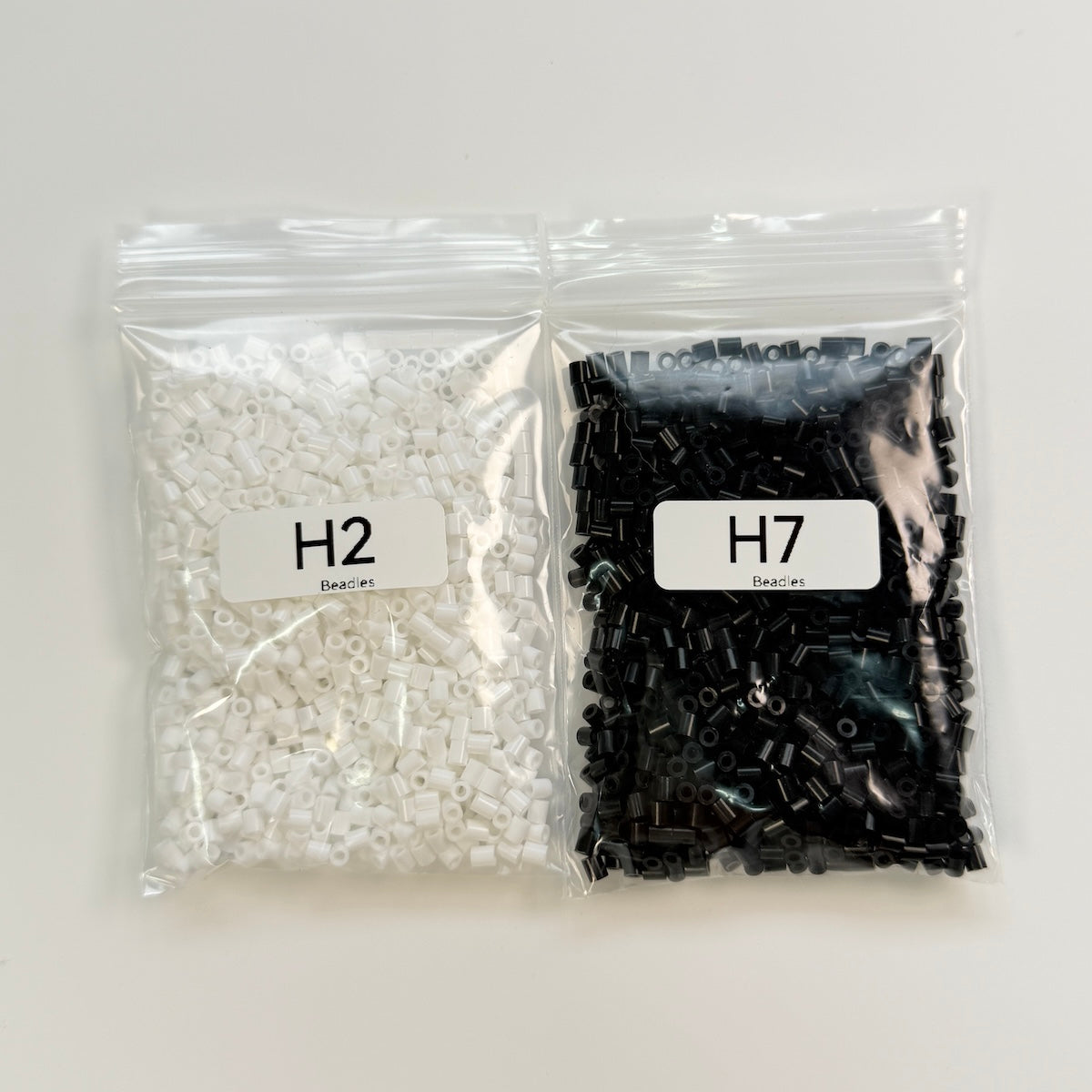 Black and white fuse beads 1000-2000 pieces per color